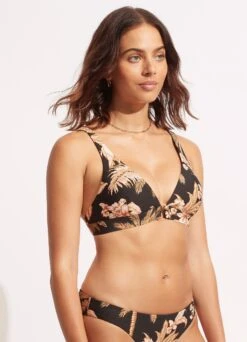 Castaway Longline Tri - Black 9 Castaway Longline Tri - Black -Fashion Swimwear Store 31268 980 Black 3