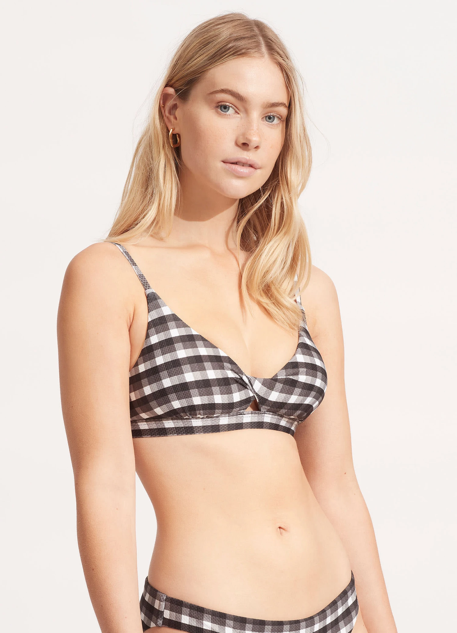 Portofino Twist Front Bralette - Black 4 Portofino Twist Front Bralette - Black - Image 2