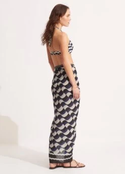 Modern Take Sarong - Black 9 Modern Take Sarong - Black -Fashion Swimwear Store 55047 SG Black 5