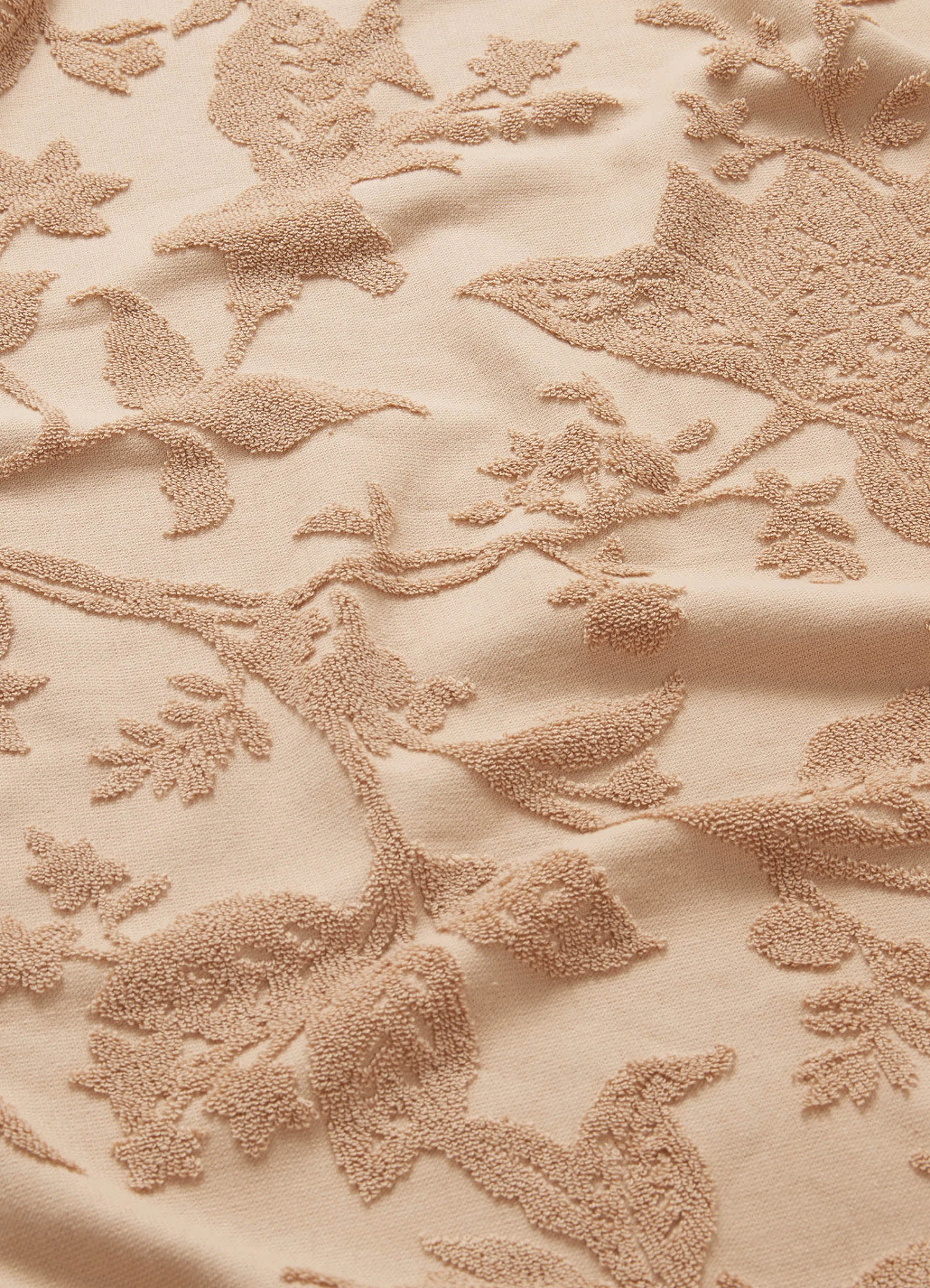 Silk Road Jacquard Beach Towel - Camel 6 Silk Road Jacquard Beach Towel - Camel - Image 4